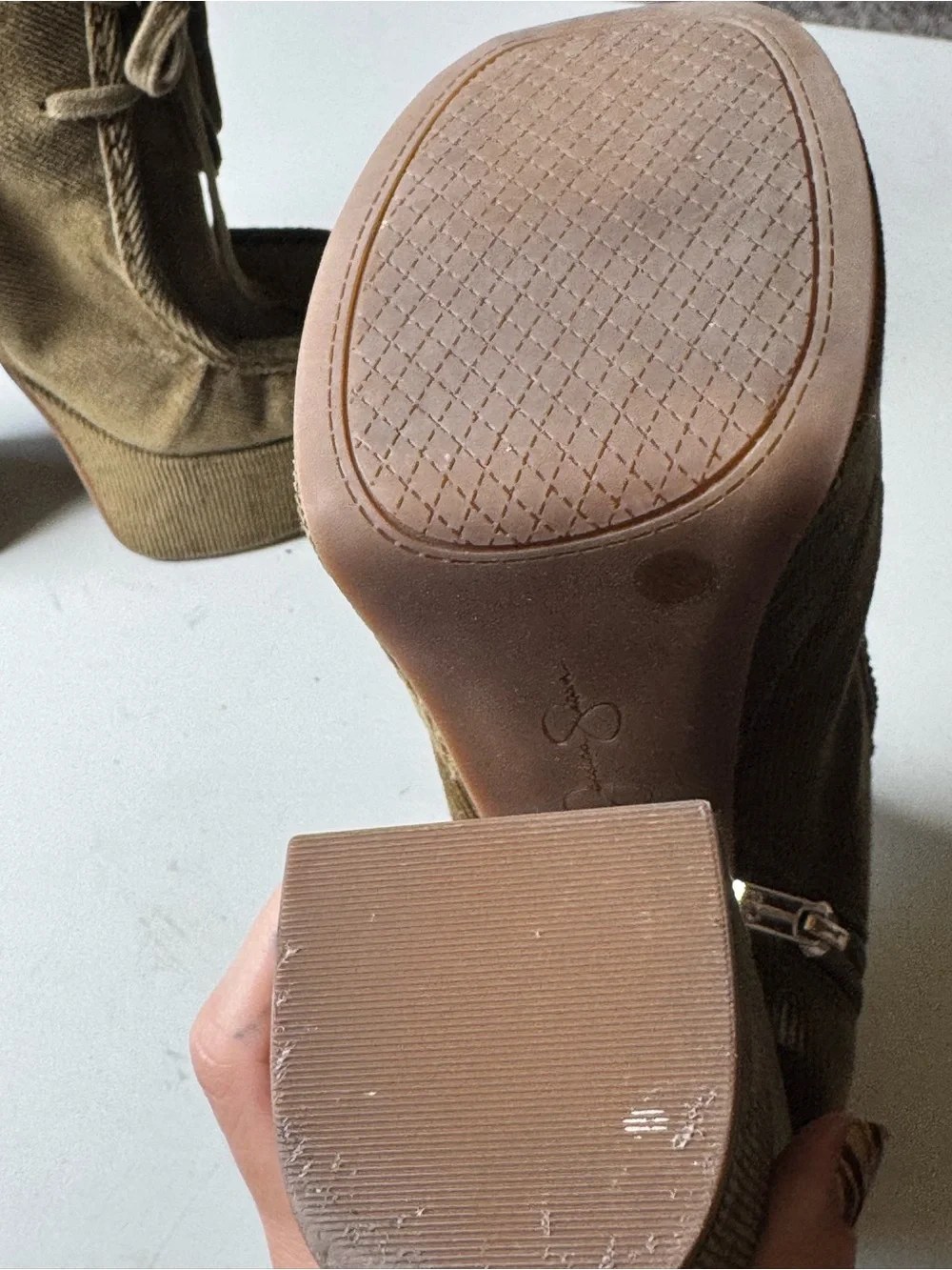 Jessica Simpson Saima Olive Corduroy Platform Boots 7